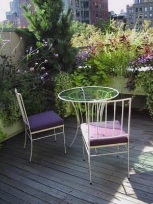 small-garden-ideas-for-balcony.jpg